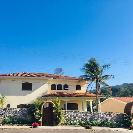 فيلا Casa Em Águas de Lindóia المظهر الخارجي الصورة